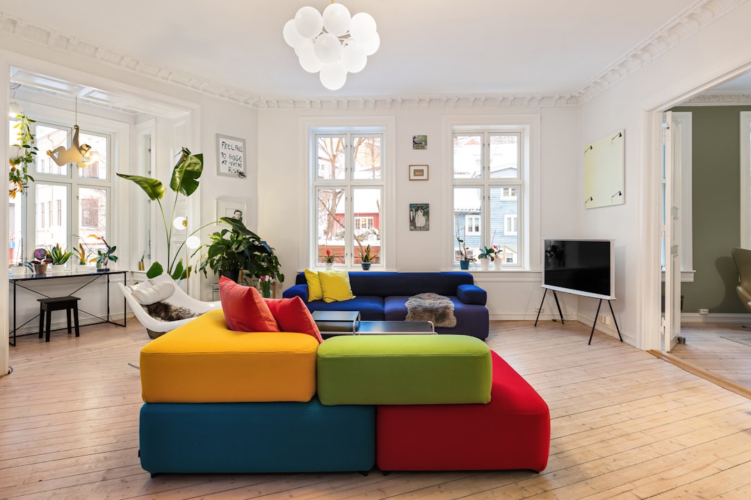 Couleur taupe : associations, nuances et idées déco pour chaque pièce