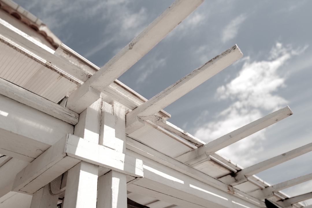 Rénover votre terrasse pour la sécurité : guide complet 2026