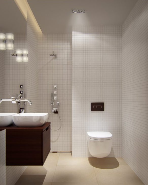 Salle de bains minimaliste aux murs blancs et au sol beige, avec un grand miroir.